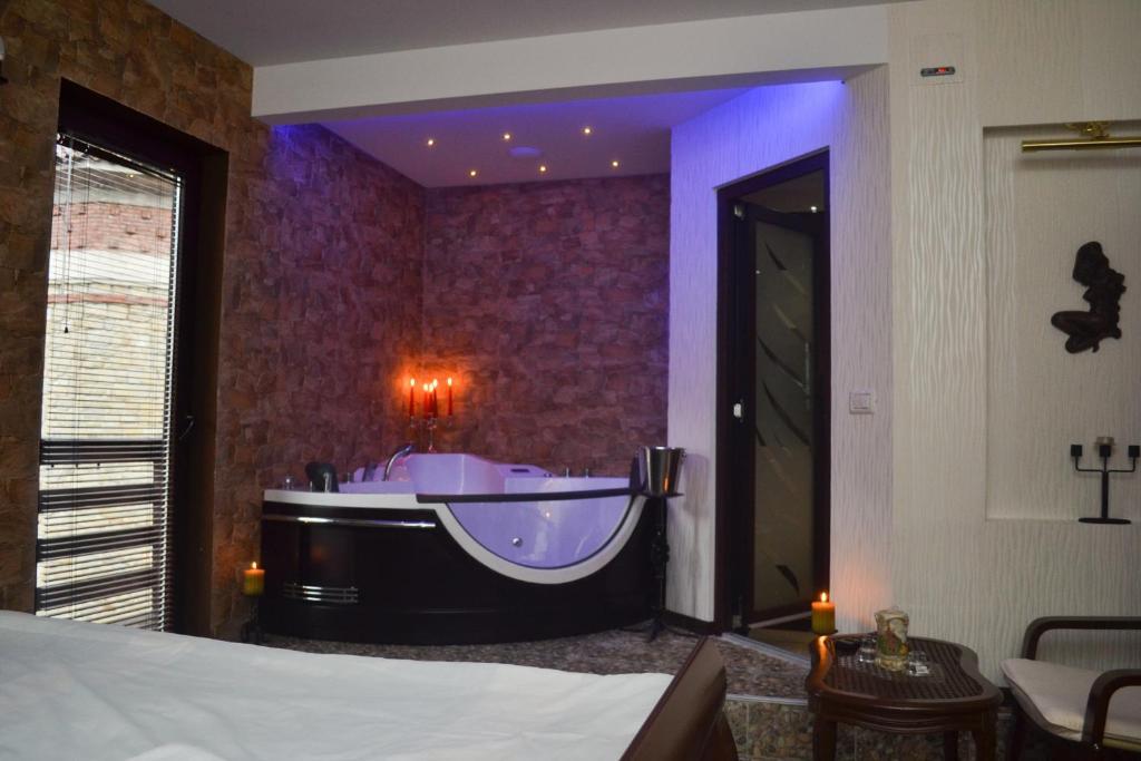 Pension Casa Wenge Sinaia Zimmer foto